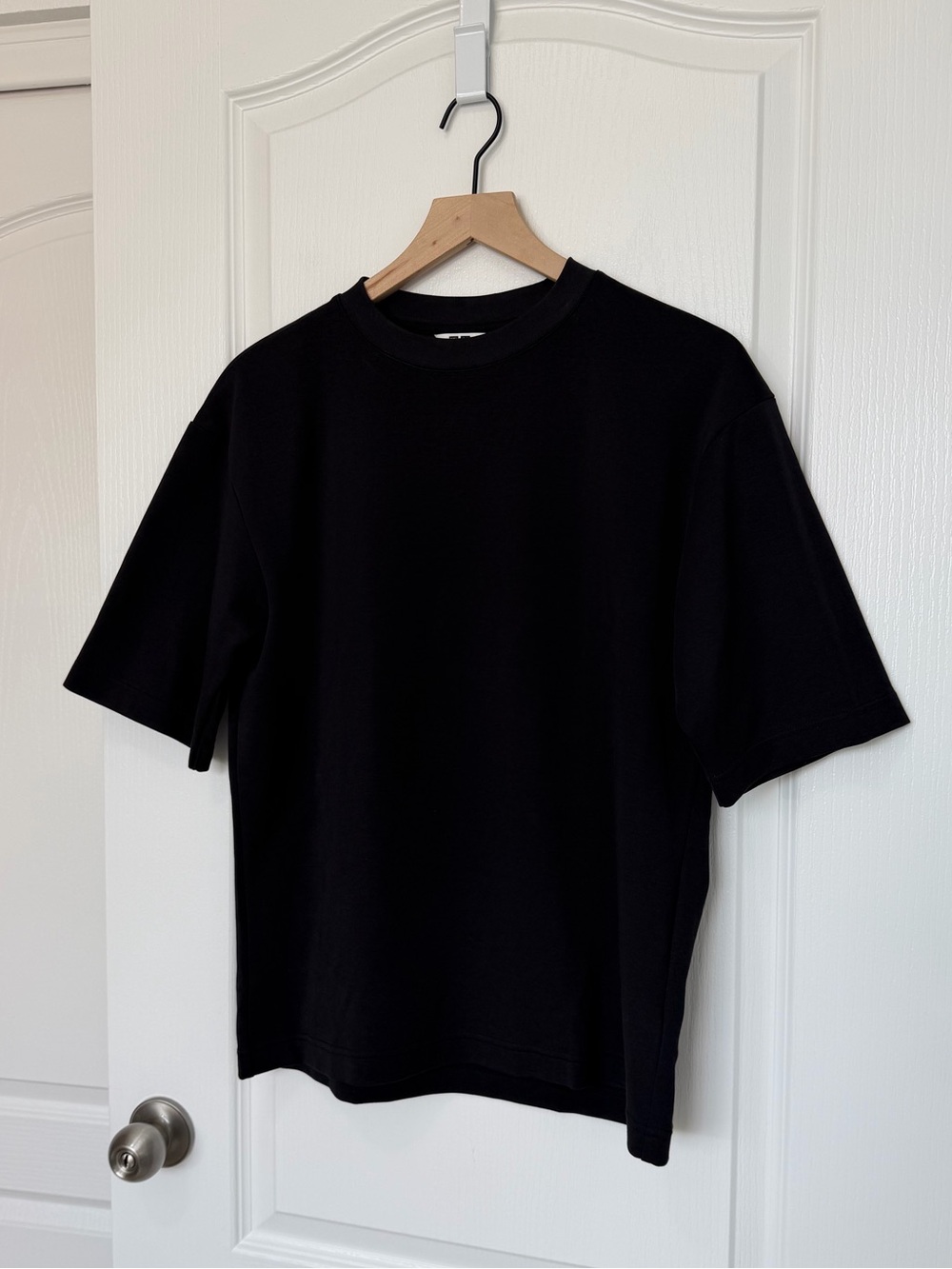 Uniqlo Men’s Short Sleeve Crewneck T-Shirt Small